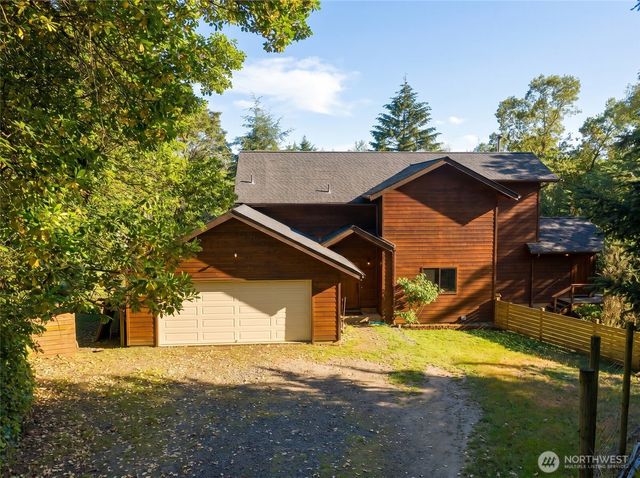 29601 131 Avenue SW, Vashon, WA 98070