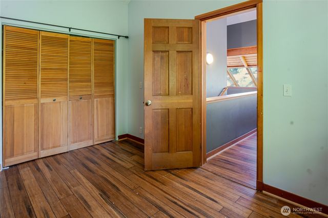 29601 131 Avenue SW, Vashon, WA 98070