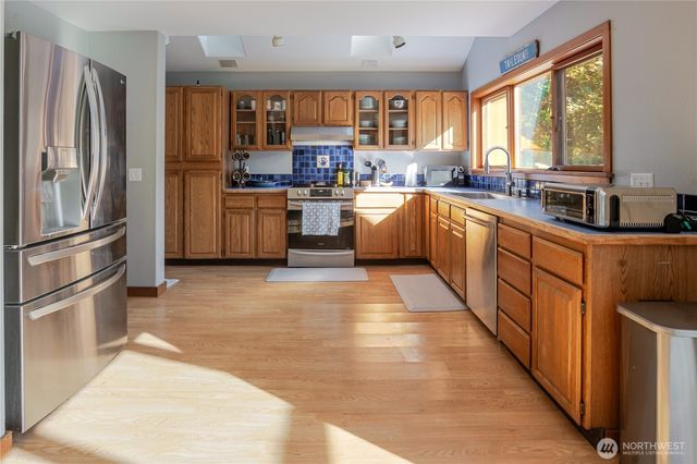 29601 131 Avenue SW, Vashon, WA 98070