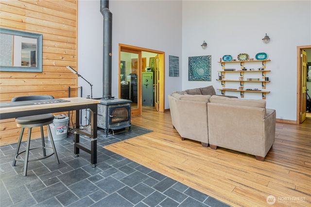 29601 131 Avenue SW, Vashon, WA 98070