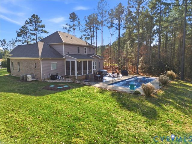 10251 Twig Ln, Mechanicsville, VA 23116