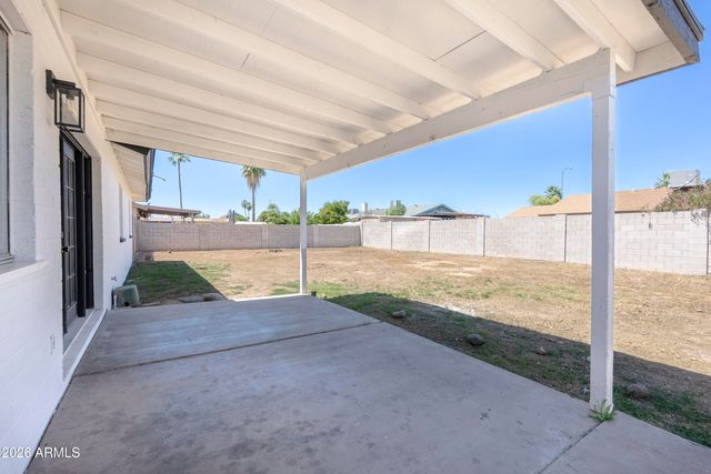 830 E GARNET Avenue, Mesa, AZ 85204
