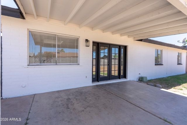 830 E GARNET Avenue, Mesa, AZ 85204