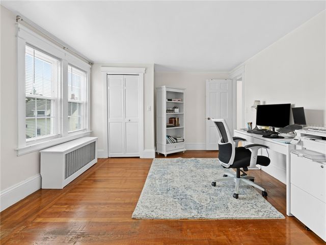 190 Auburn Street, Cranston, RI 02910