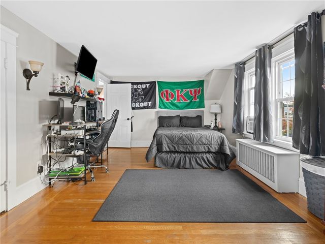 190 Auburn Street, Cranston, RI 02910