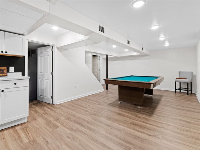 190 Auburn Street, Cranston, RI 02910