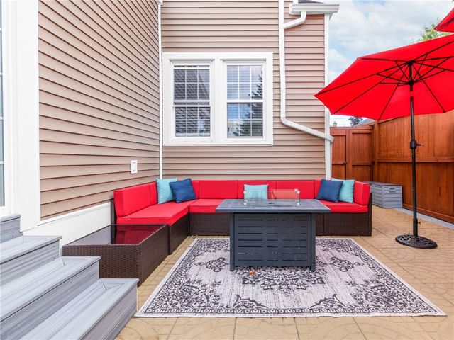 190 Auburn Street, Cranston, RI 02910