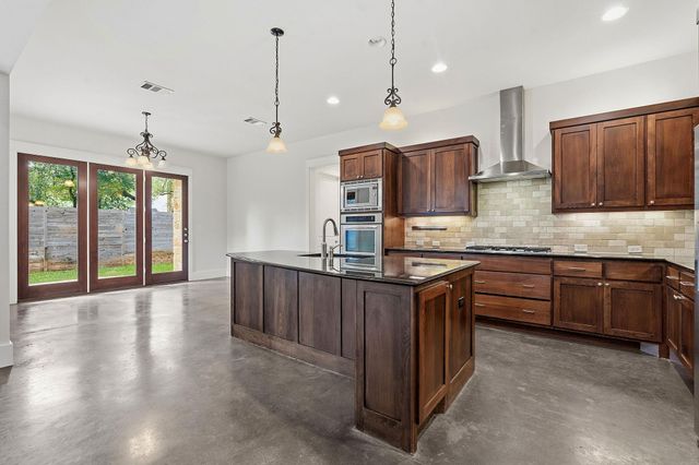 11617 Leapwood PL, Austin, TX 78759