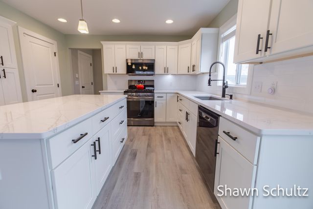 3823 Elm Ridge Drive, Holland, MI 49424