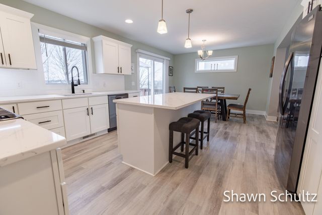 3823 Elm Ridge Drive, Holland, MI 49424