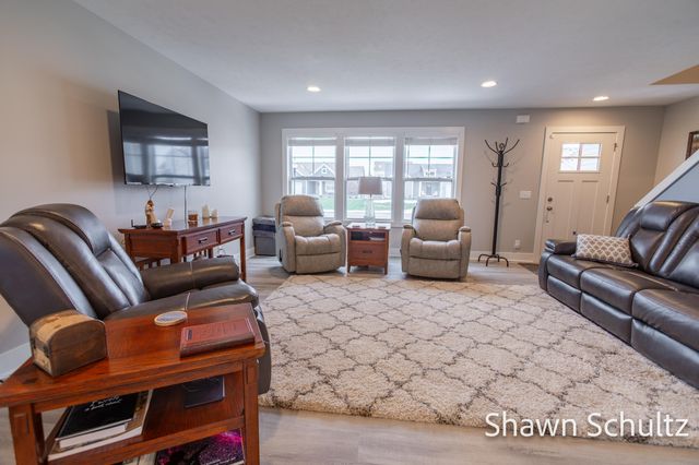 3823 Elm Ridge Drive, Holland, MI 49424