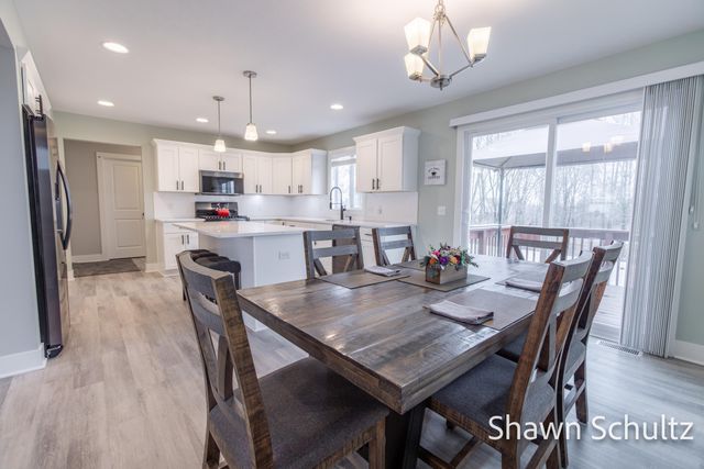 3823 Elm Ridge Drive, Holland, MI 49424