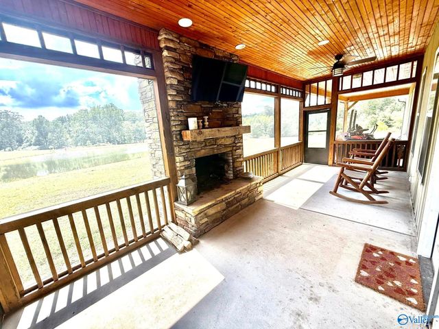 4975 Bethsadia Road, Boaz, AL 35957