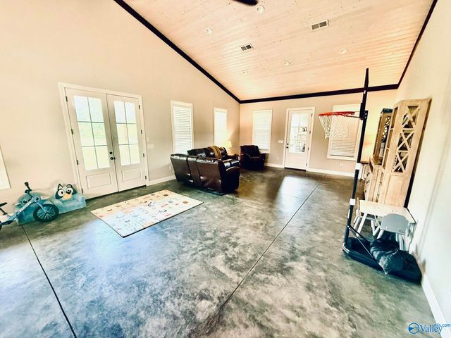 4975 Bethsadia Road, Boaz, AL 35957