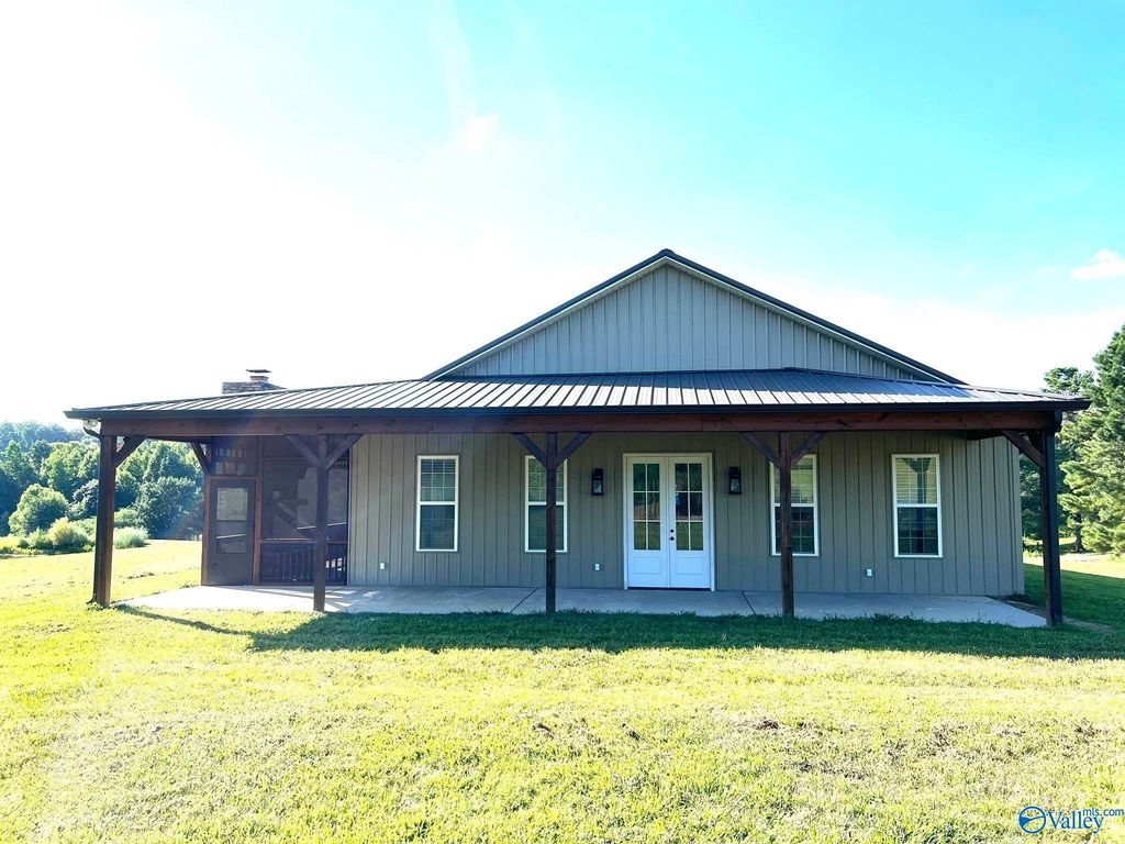 4975 Bethsadia Road, Boaz, AL 35957