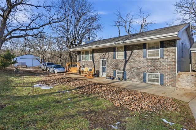 19680 Blue Jay Trail Circle, Lawson, MO 64062