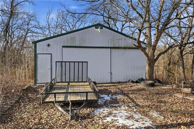 19680 Blue Jay Trail Circle, Lawson, MO 64062