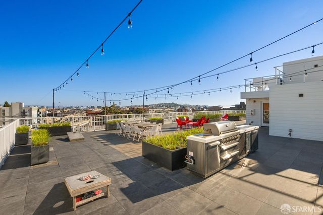 100 Duboce Avenue 306, San Francisco, CA 94103