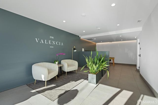 100 Duboce Avenue 306, San Francisco, CA 94103