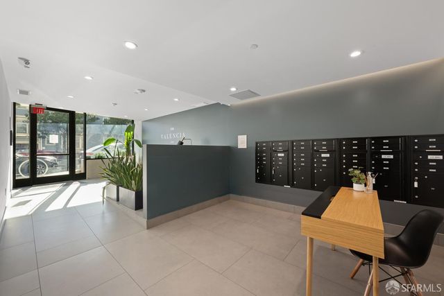 100 Duboce Avenue 306, San Francisco, CA 94103