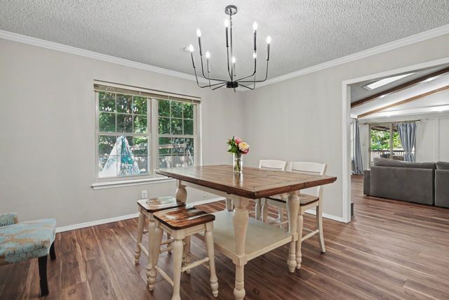 8008 S Lakewood Avenue, Tulsa, OK 74136