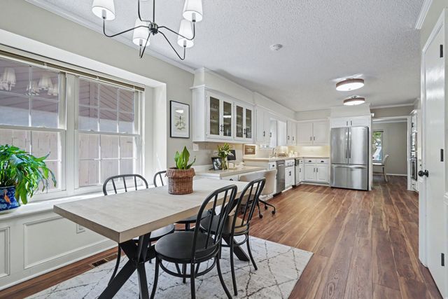 8008 S Lakewood Avenue, Tulsa, OK 74136