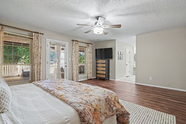 8008 S Lakewood Avenue, Tulsa, OK 74136