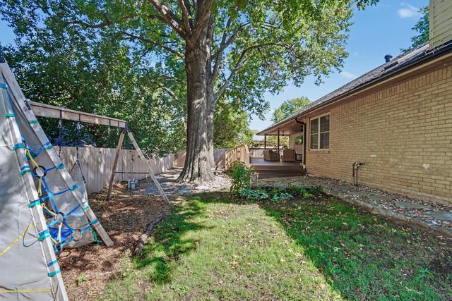 8008 S Lakewood Avenue, Tulsa, OK 74136