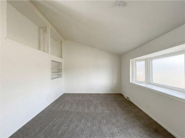 5342 N Palmer Avenue, Kansas City, MO 64119