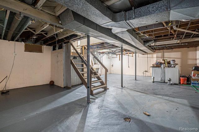 12080 Heyden Street, Detroit, MI 48228