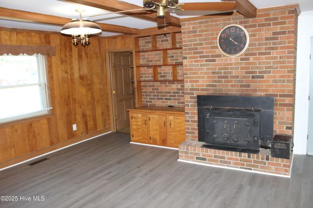 2715 Us Highway 64 W, Plymouth, NC 27962