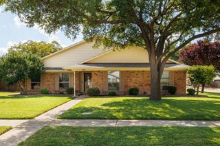 1916 J J Pearce Drive, Richardson, TX 75081