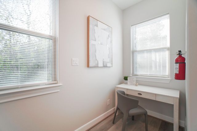 504 Nursery Road 3206, The Woodlands, TX 77380