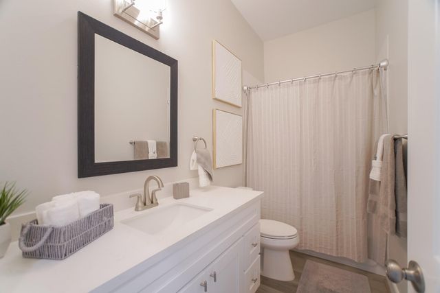 504 Nursery Road 3206, The Woodlands, TX 77380