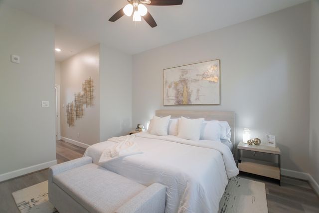 504 Nursery Road 3206, The Woodlands, TX 77380