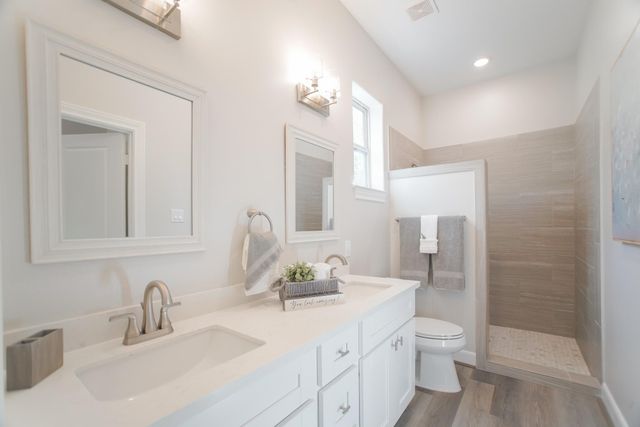 504 Nursery Road 3206, The Woodlands, TX 77380