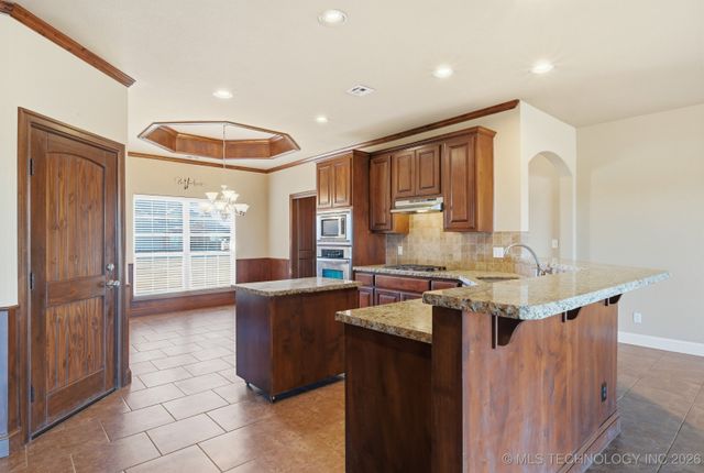 5925 E 145th Street North, Collinsville, OK 74021