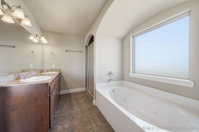 5925 E 145th Street North, Collinsville, OK 74021