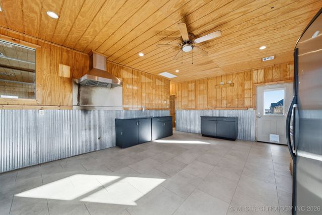 5925 E 145th Street North, Collinsville, OK 74021