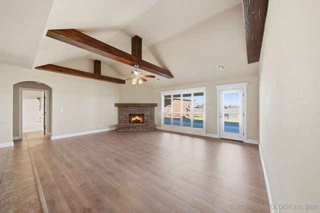 5925 E 145th Street North, Collinsville, OK 74021