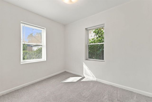 118 Dekalb Street, Walled Lake, MI 48390
