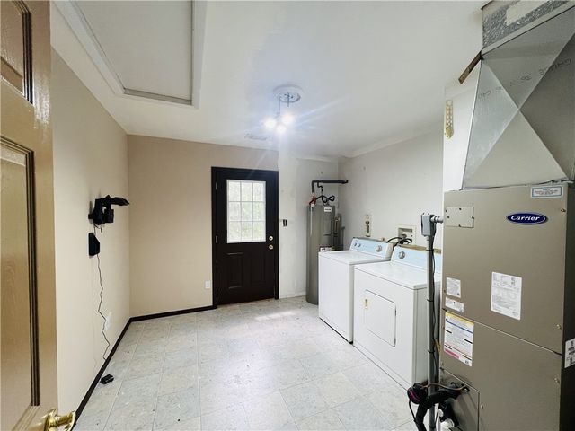 380 Oak Street Ext, Pulaski Twp, PA 16159
