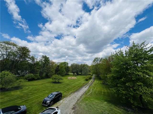 380 Oak Street Ext, Pulaski Twp, PA 16159