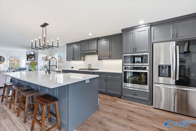 15925 Mcculley Mill Road, Athens, AL 35613