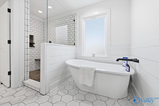 15925 Mcculley Mill Road, Athens, AL 35613