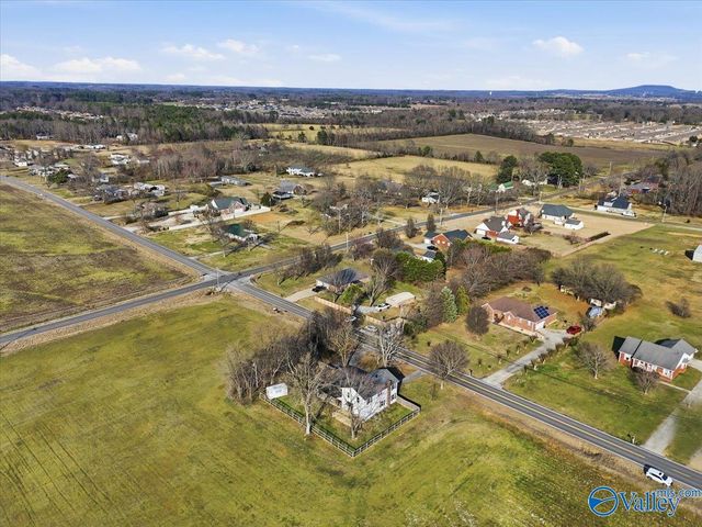 15925 Mcculley Mill Road, Athens, AL 35613