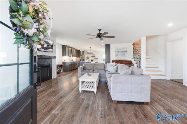 15925 Mcculley Mill Road, Athens, AL 35613