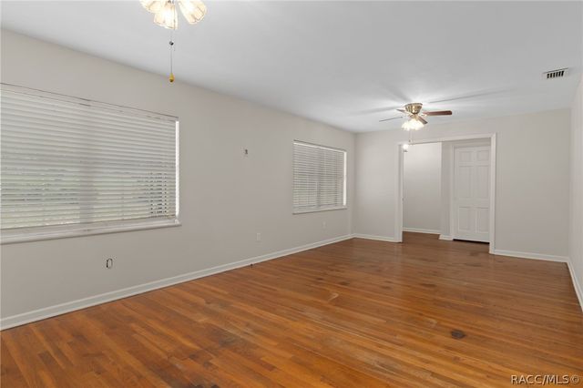 7821 S Baker Avenue, Floral City, FL 34436