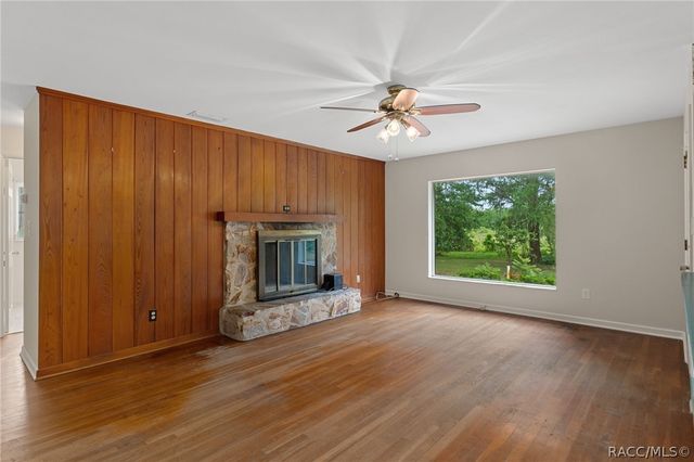 7821 S Baker Avenue, Floral City, FL 34436
