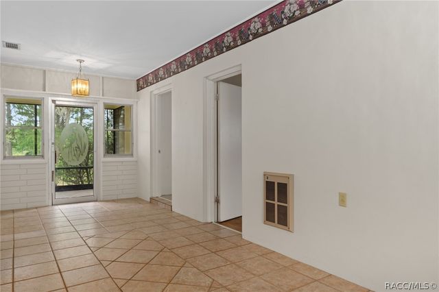 7821 S Baker Avenue, Floral City, FL 34436